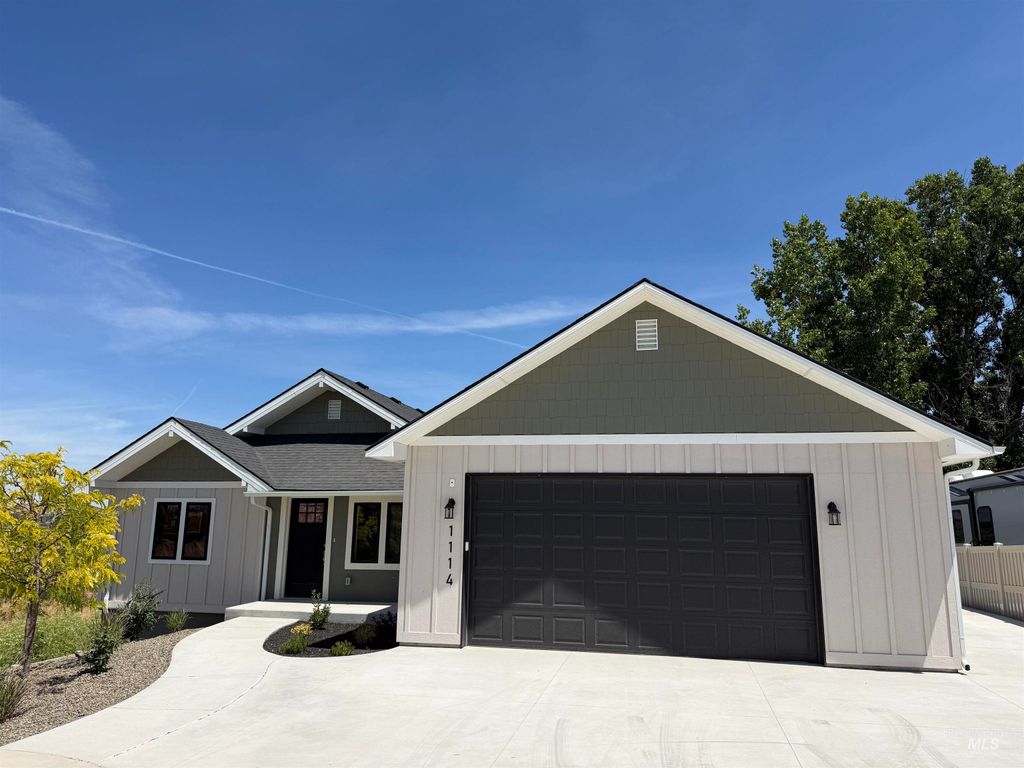 Photo of 1114 Mason View Place, Caldwell, ID 83605 (MLS # 98991361)