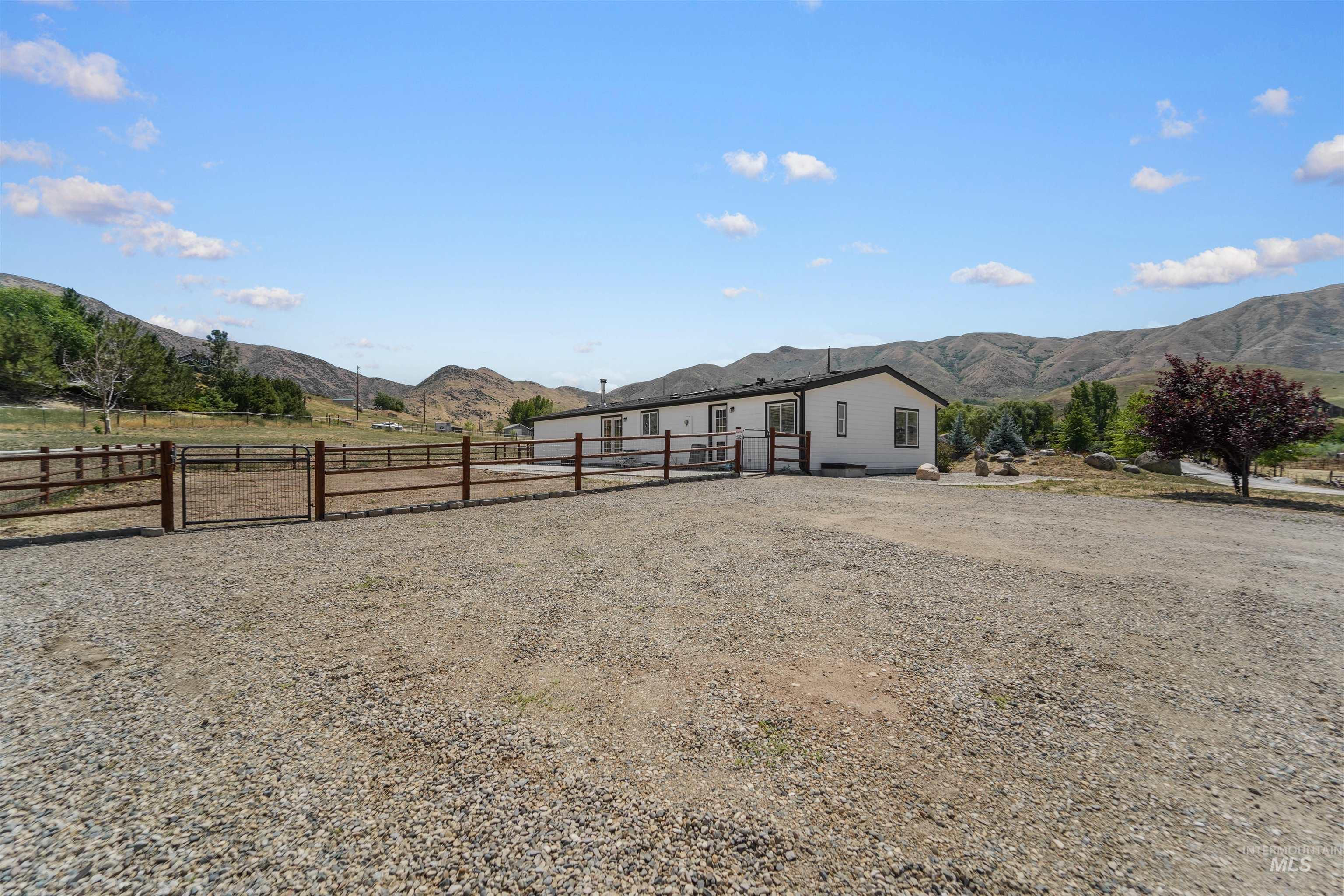 18 Quail Road