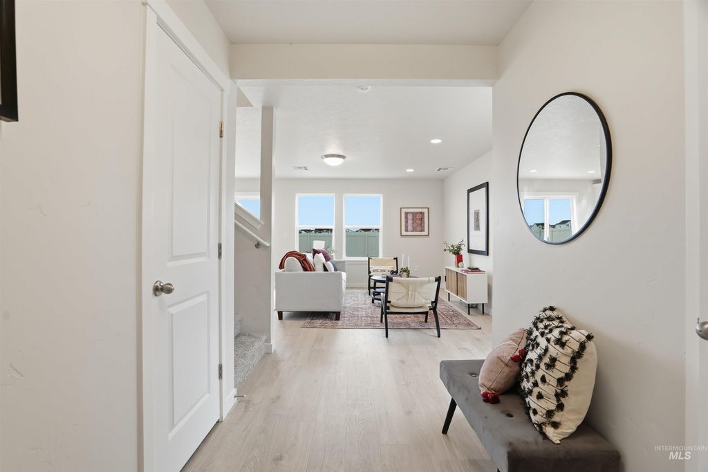 Photo of 3406 W Caddisfly St, Kuna, ID 83634 (MLS # 98977809)