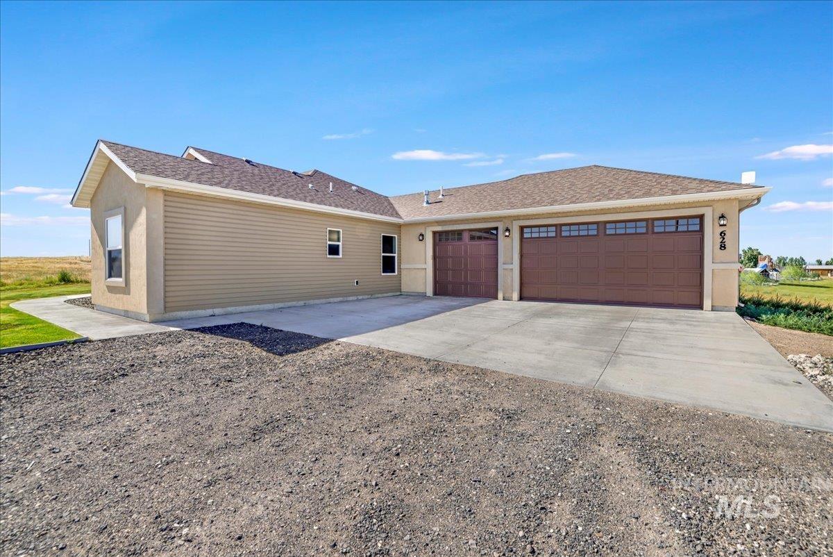 628 Pioneer Mountain Loop