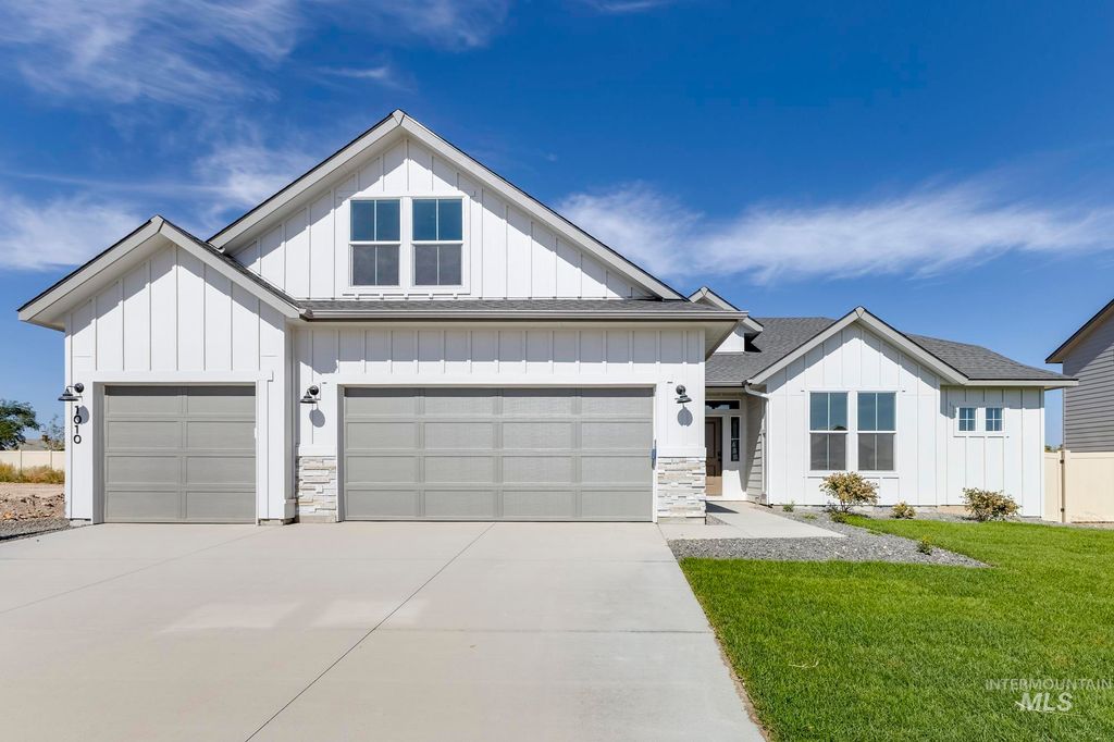 Photo of 11725 W Snow Flower Dr, Star, ID 83669 (MLS # 98978049)