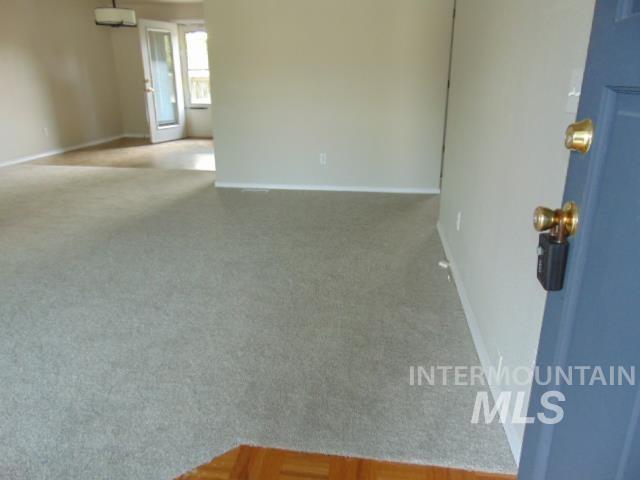 2507 N Laughridge Ave