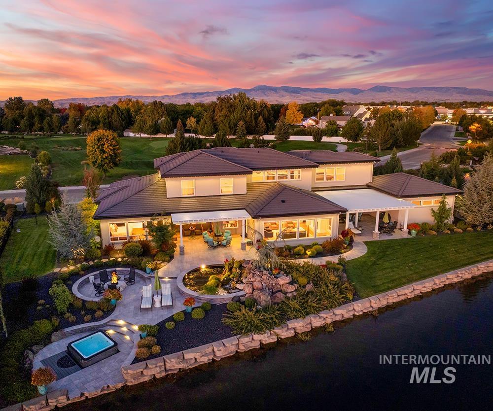 2031 W Island Green Ct