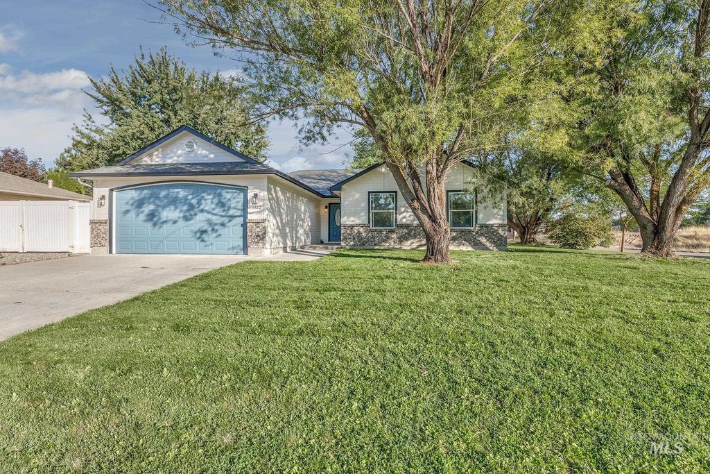 Photo of 1522 River St, Payette, ID 83661 (MLS # 98962603)