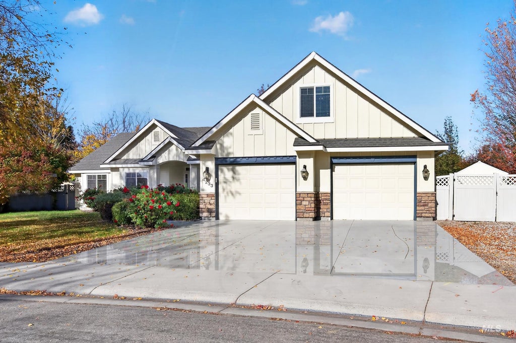 Photo of 4233 N Montelino Way, Meridian, ID 83646 (MLS # 99005147)