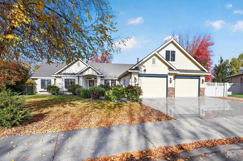 Photo of 4233 N Montelino Way, Meridian, ID 83646 (MLS # 99005147)