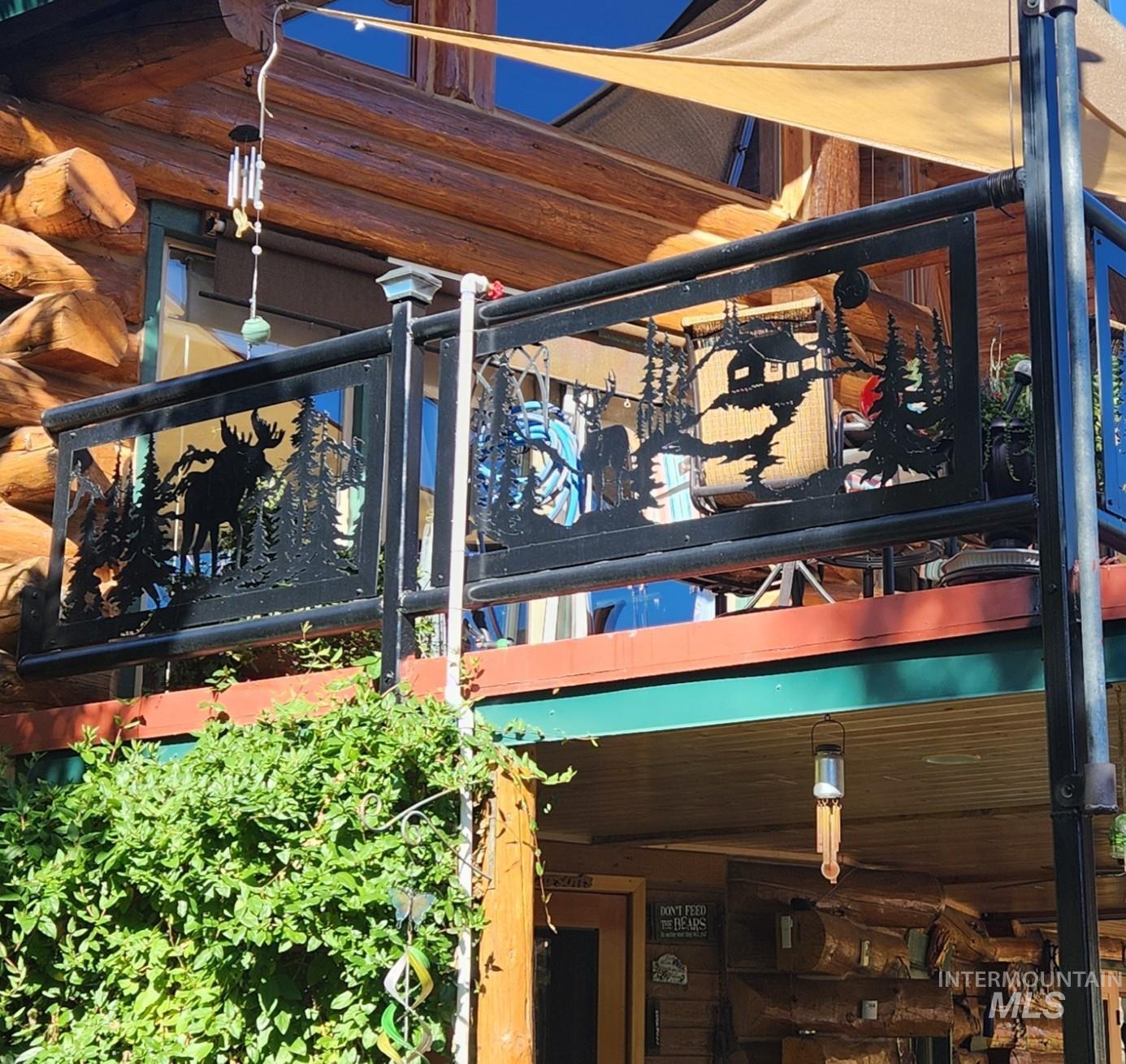483 N Alpine Circle