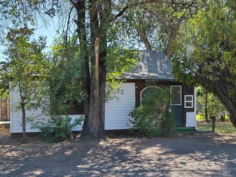 Photo of 194 Jackson Street, Twin Falls, ID 83301 (MLS # 99000657)