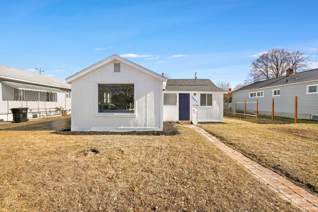 Photo of 1251 Almo Ave, Burley, ID 83318 (MLS # 98973746)