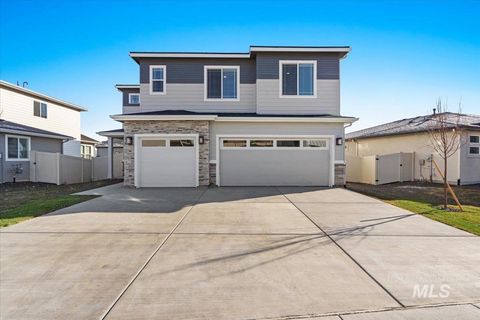 6161 N Senita Hills Ave Meridian ID 83646