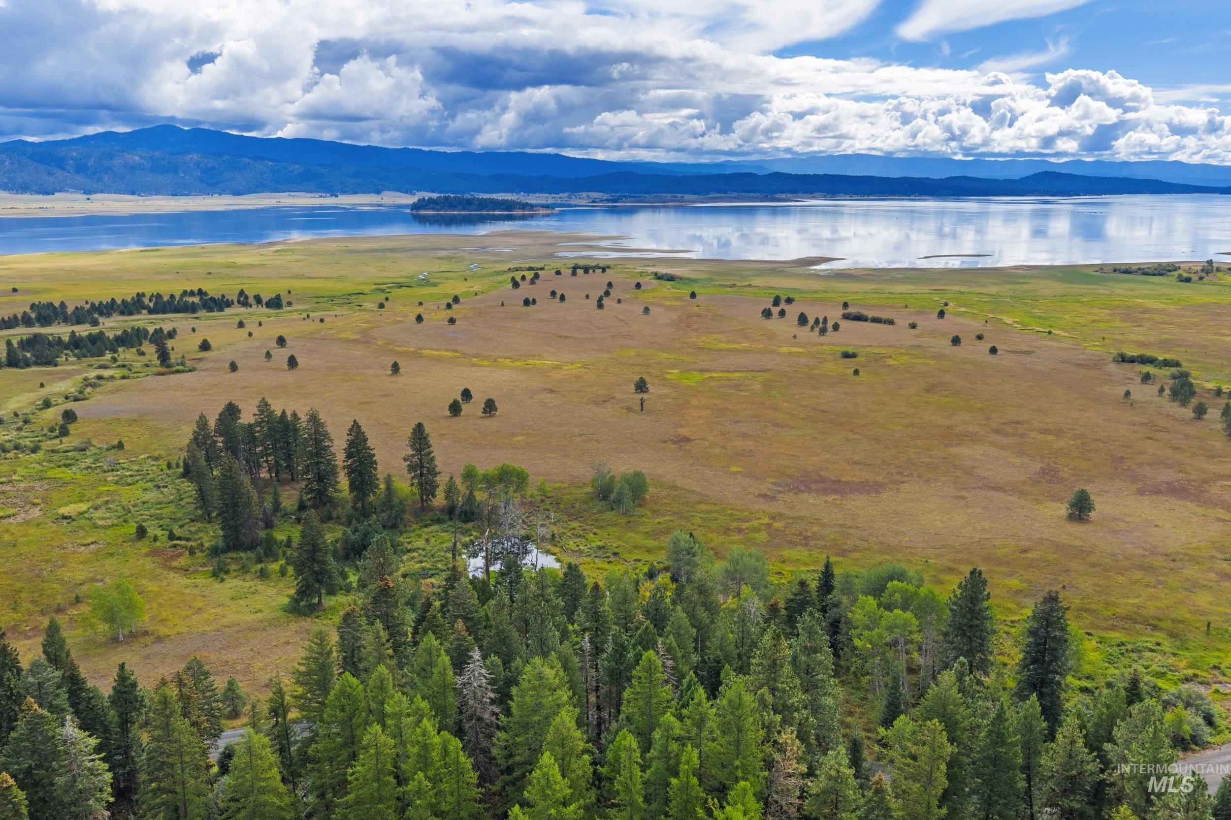 View of surrounding area