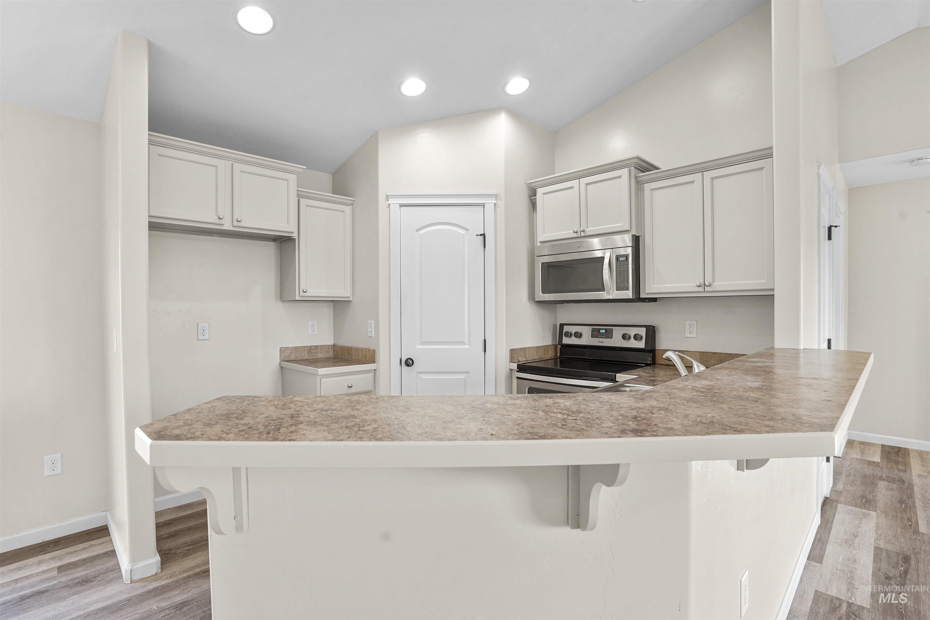 316 Watchmaker Street