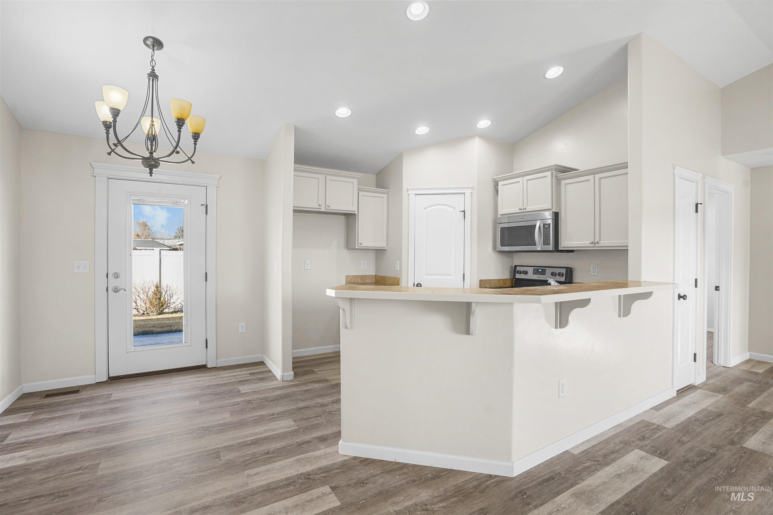 316 Watchmaker Street