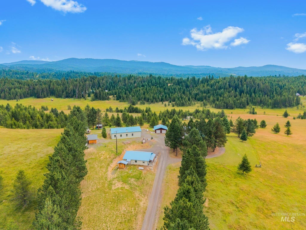 Photo of 500 Maxwell Lane, Elk City, ID 83525 (MLS # 98993944)