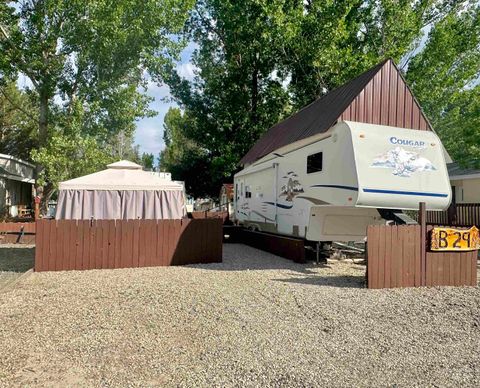 Photo of 29 B Street, Cascade, ID 83611 (MLS # 98968919)