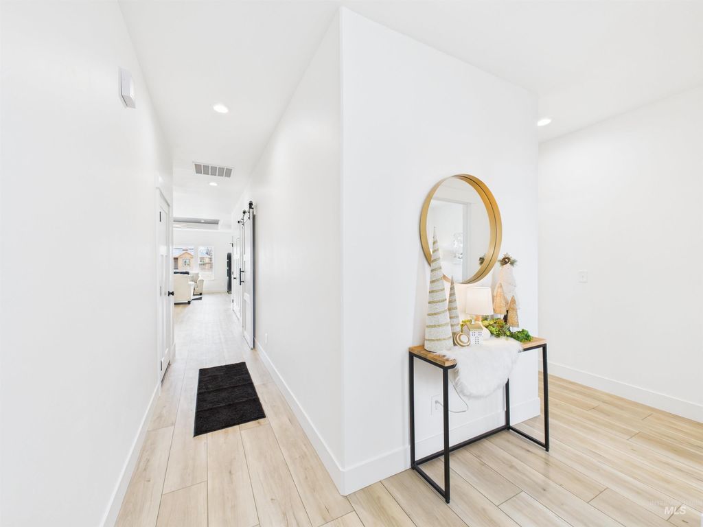 Photo of 1211 Bronze, Rupert, ID 83336 (MLS # 98969352)