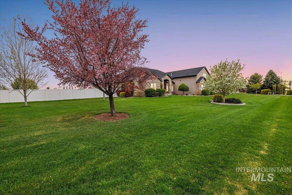 Photo of 3485 E 3880 N, Kimberly, ID 83341 (MLS # 98982217)