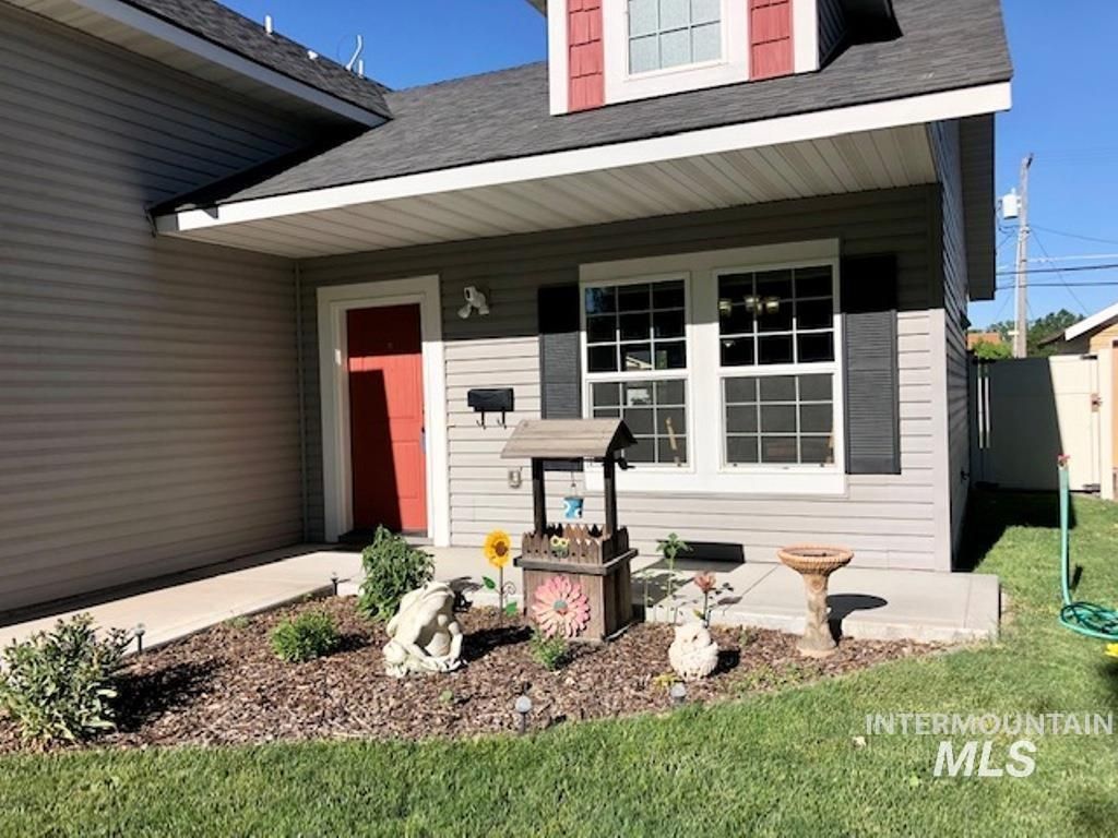 Photo of 1519 Oakley Ave, Burley, ID 83318 (MLS # 98963417)