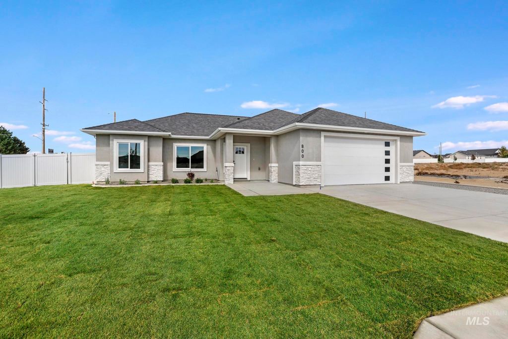 Photo of 800 Bird Farm Drive, Jerome, ID 83338 (MLS # 98958265)