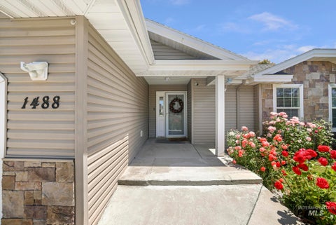 Photo of 1488 Northern Pine Drive, Twin Falls, ID 83301 (MLS # 98991691)
