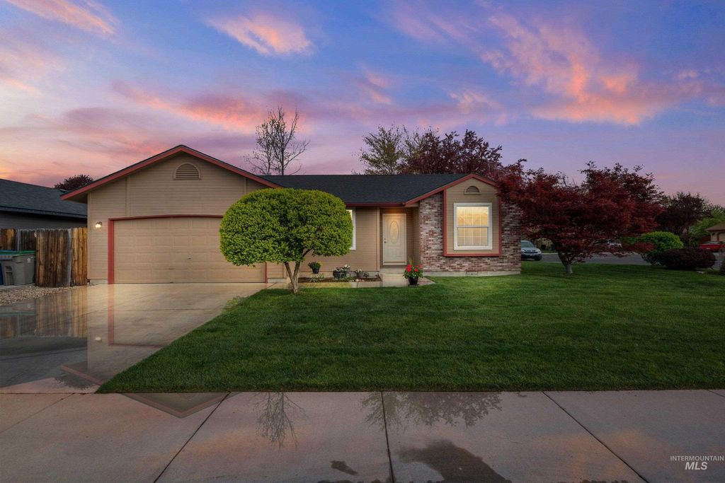 Photo of 9788 W. Landmark St, Boise, ID 83704 (MLS # 98981803)