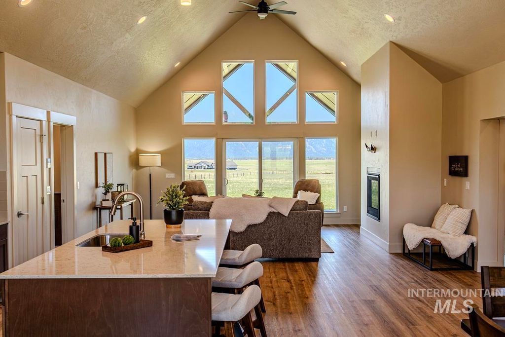 Photo of 55 Chisum Drive, Donnelly, ID 83615 (MLS # 98986597)