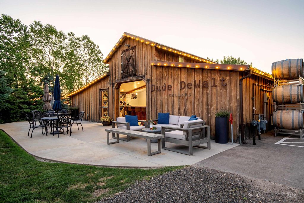 Photo of 5446 N Highway 16, Eagle, ID 83616 (MLS # 98962273)