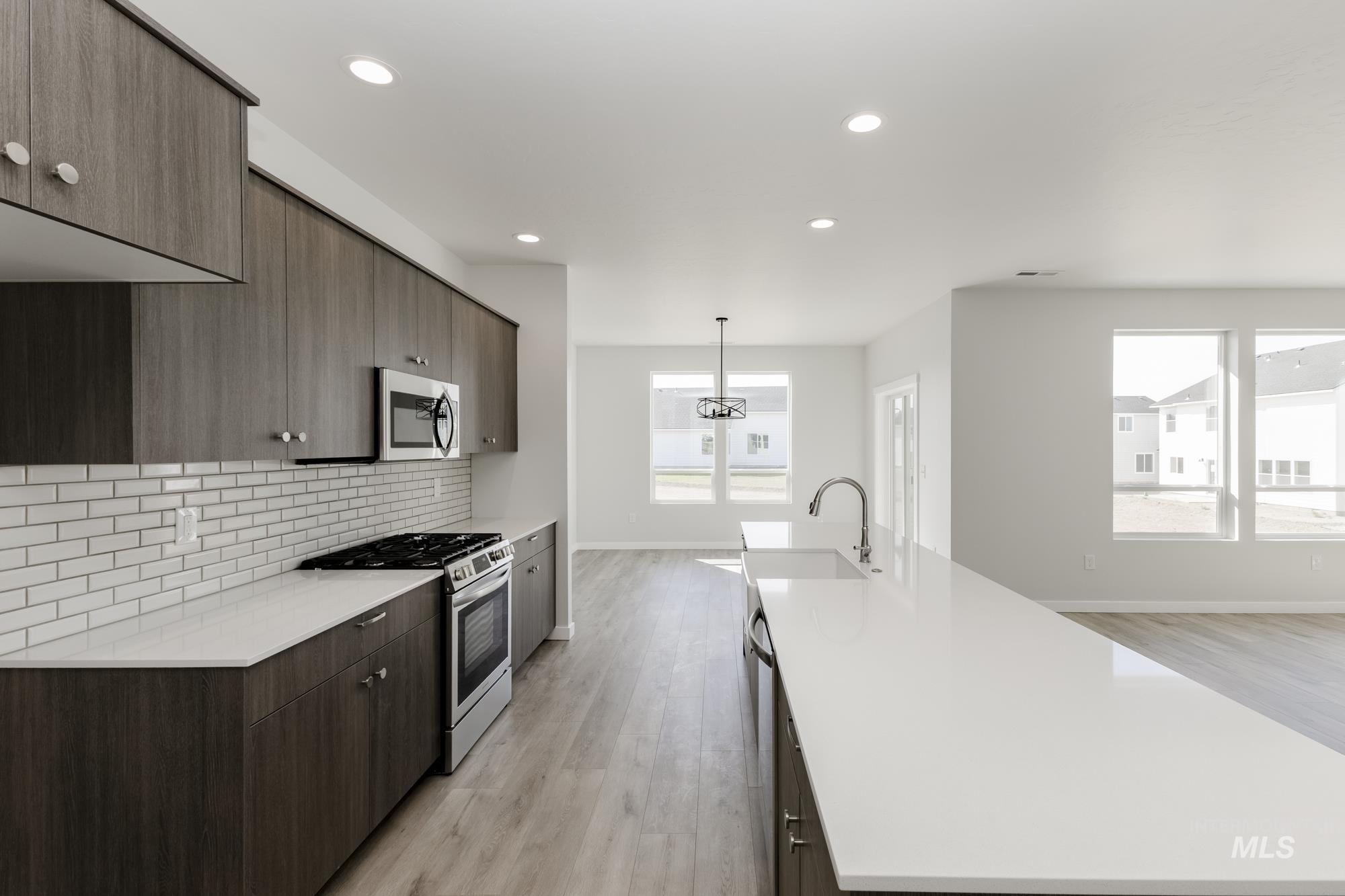 7175 W Blackberry Dr