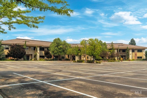 Photo of 776 E Riverside Dr #100B, Eagle, ID 83616 (MLS # 99001006)