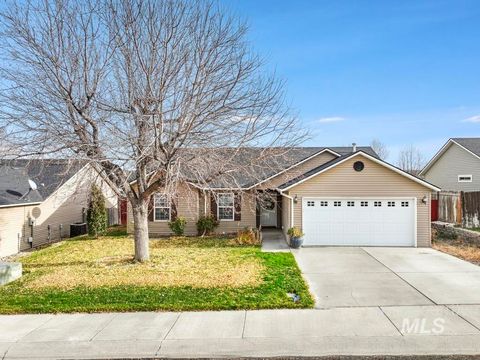 1567 Dana St. Twin Falls ID 83301
