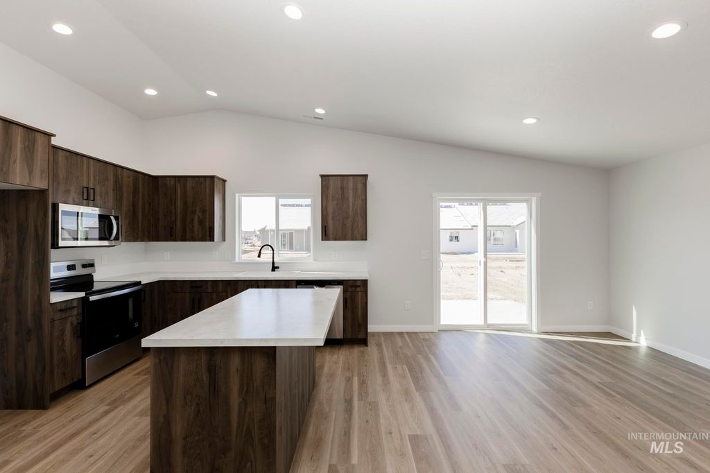 Photo of 7083 E Shields Dr, Nampa, ID 83687 (MLS # 98981861)