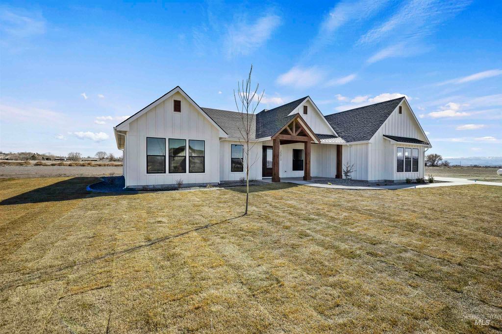Photo of TBD Lewis Lane, Nampa, ID 83686 (MLS # 98974987)