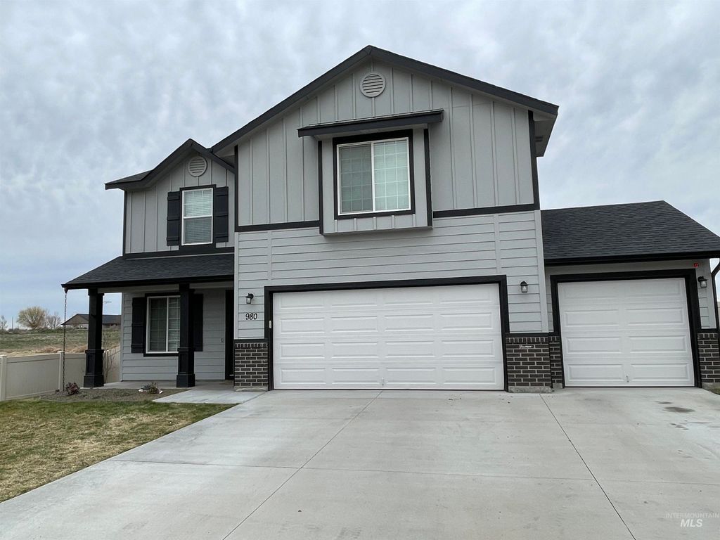 Photo of 980 E Yaquina Bay Dr, Nampa, ID 83686 (MLS # 98977964)