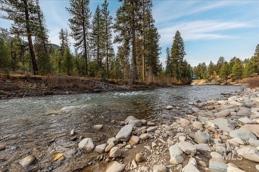 Photo of 1 Hidden Way, Lowman, ID 83637 (MLS # 98963211)