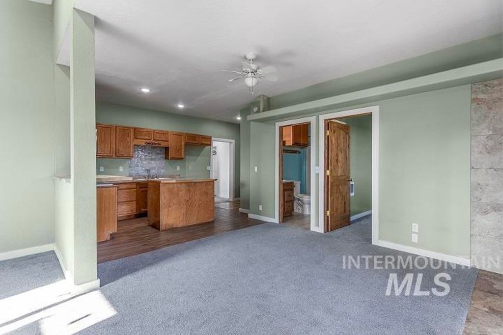 Photo of 5720 SE 3rd Ave, New Plymouth, ID 83655 (MLS # 98948877)