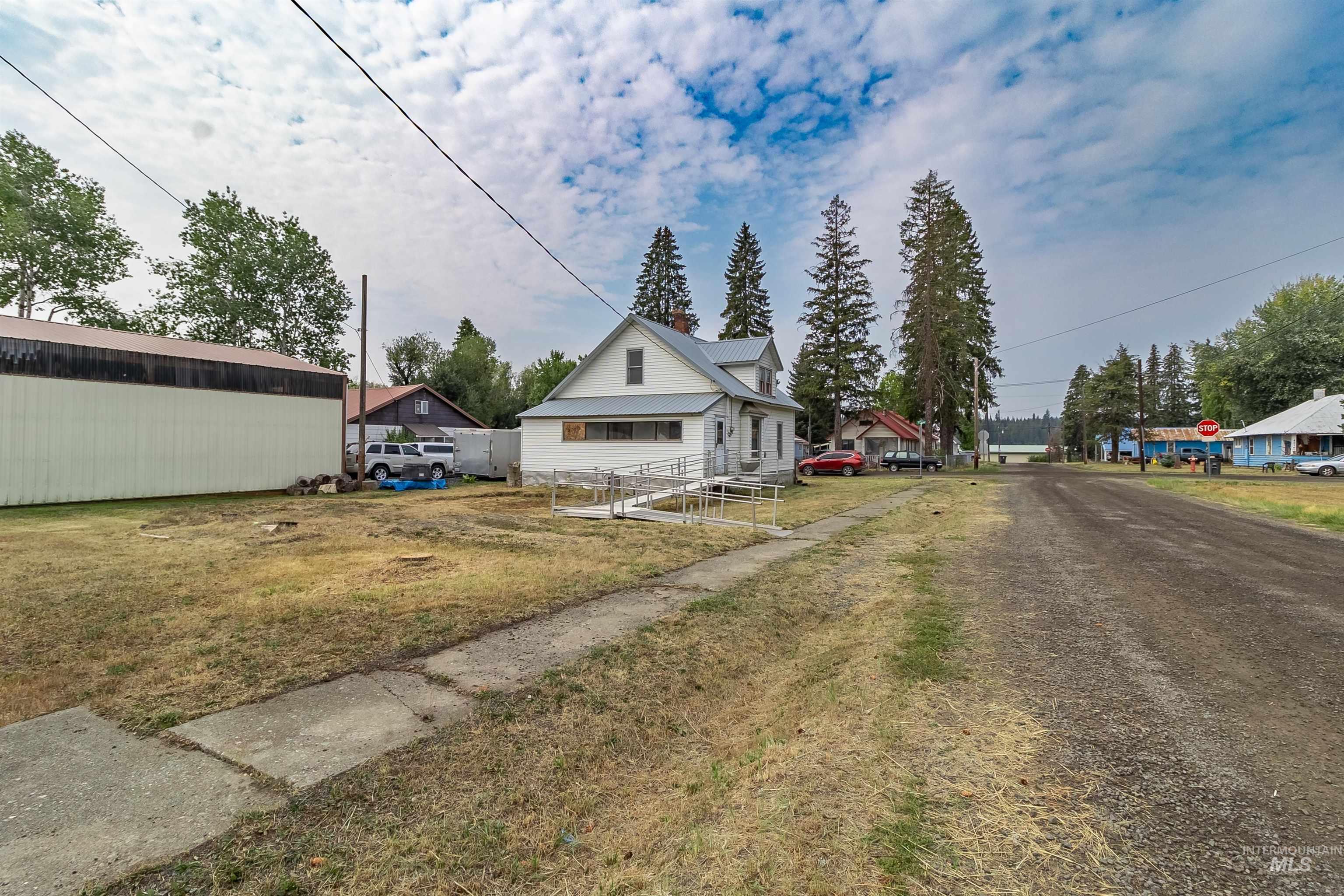 310 2nd Ave