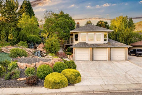 Photo of 3244 E Boulder Heights Drive, Boise, ID 83712 (MLS # 98987879)