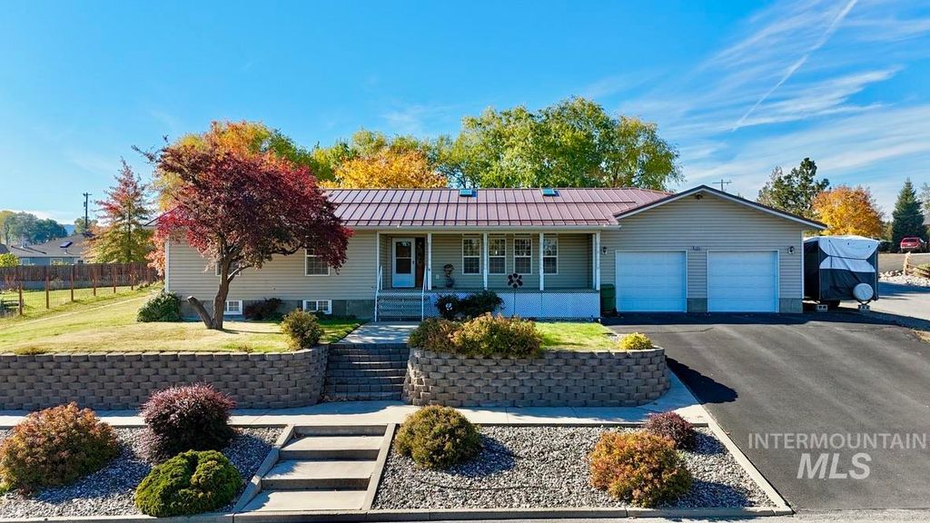 Photo of 1505 Lewiston St, CottonWood, ID 83522 (MLS # 98966447)