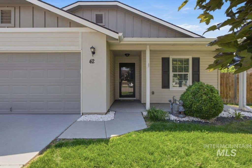 Photo of 42 S Lemhi Drive, Nampa, ID 83651 (MLS # 98995263)