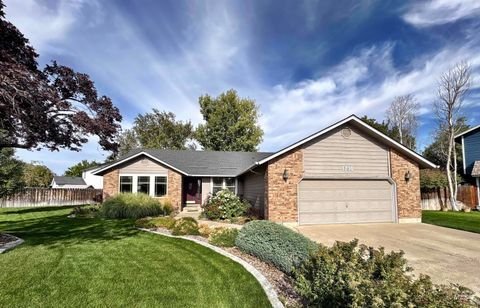 Photo of 1710 Queens Court, Mountain Home, ID 83647 (MLS # 98962317)