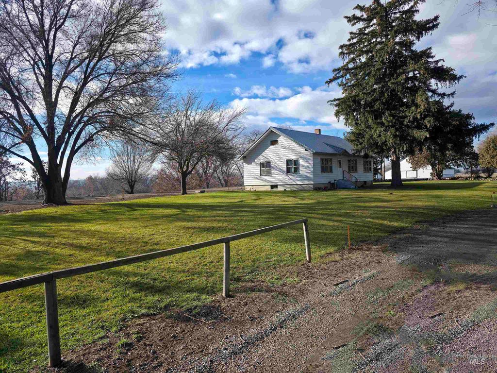 Photo of 1199 County Rd 70, Weiser, ID 83672 (MLS # 98969722)