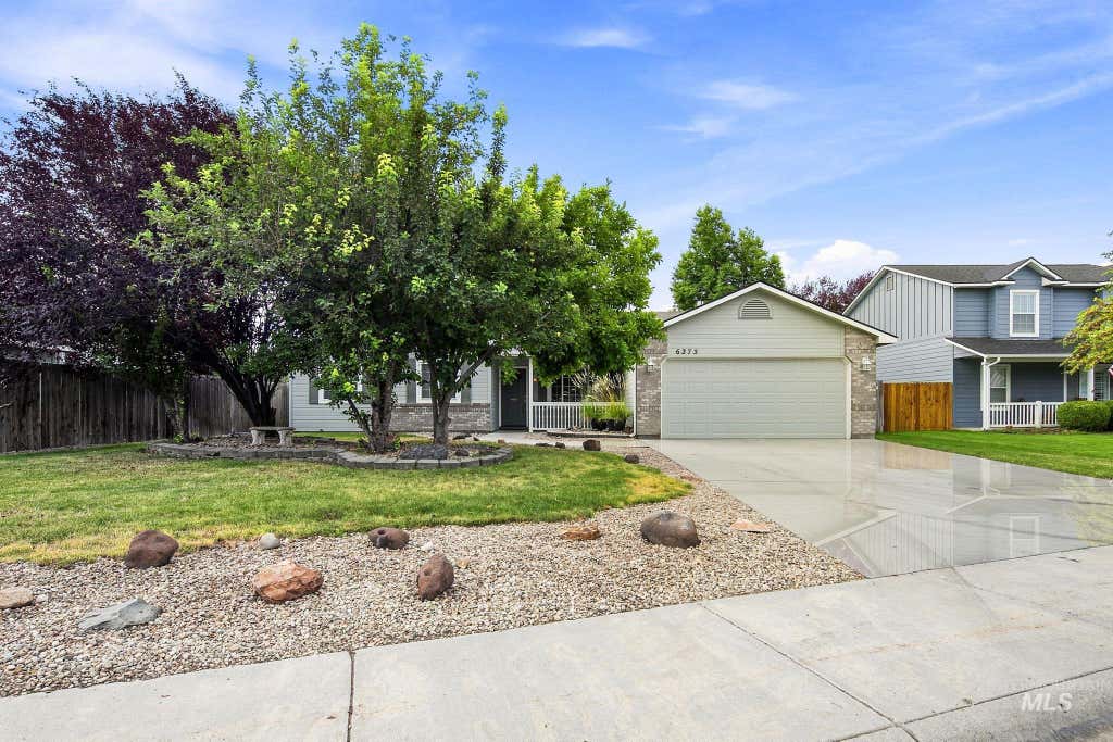 Photo of 6375 E Shellbrook DR, Nampa, ID 83687 (MLS # 98998865)