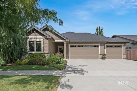 Photo of 3688 W Star Hollow Dr, Meridian, ID 83646 (MLS # 99000662)