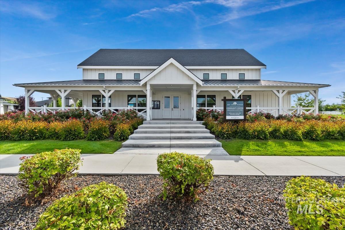 View of building exterior