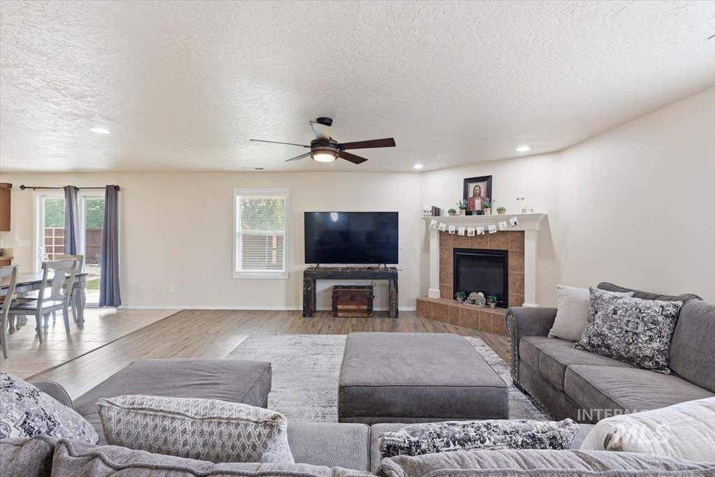 Photo of 16765 Ardyce Ave, Caldwell, ID 83607 (MLS # 98995885)