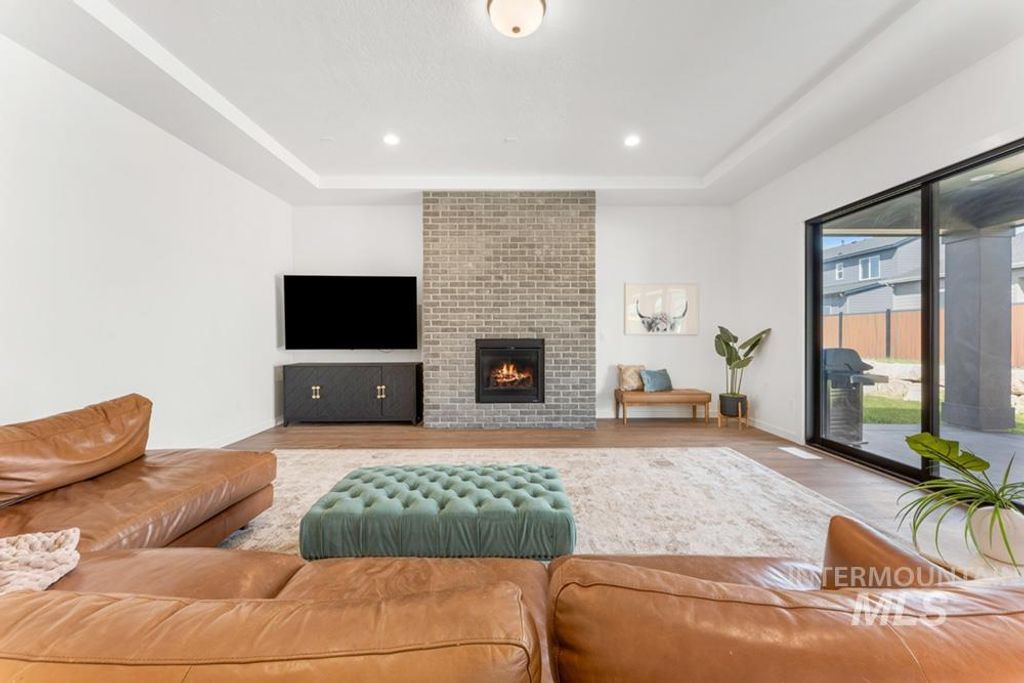 Photo of 3821 N San Carlos Pl, Star, ID 83669 (MLS # 98981404)