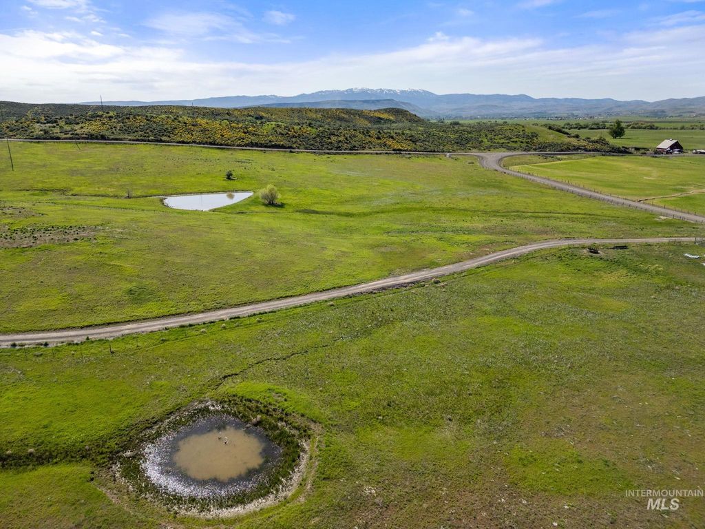 Photo of 3209 Schwenkfelder Rd, Cambridge, ID 83610 (MLS # 98962707)