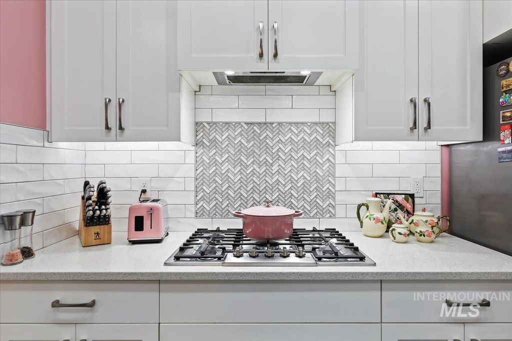 Photo of 189 S Devon Ave, Star, ID 83669 (MLS # 98972368)