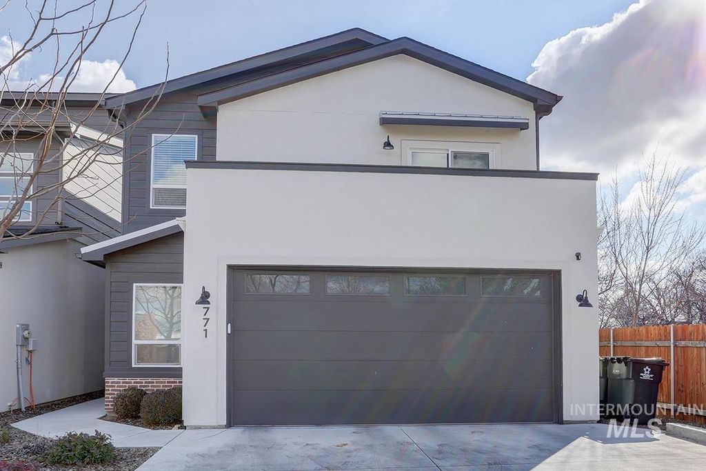 Photo of 771 E Bissett St, Meridian, ID 83642 (MLS # 98976550)