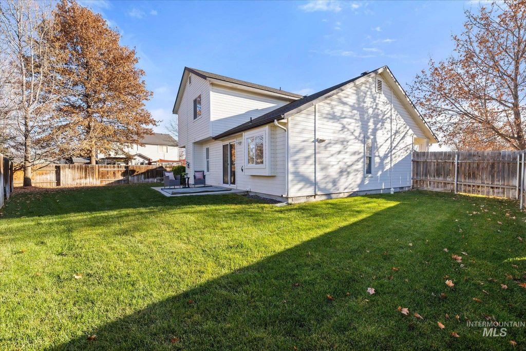 Photo of 4916 W Mcnealy St, Meridian, ID 83646 (MLS # 98968879)